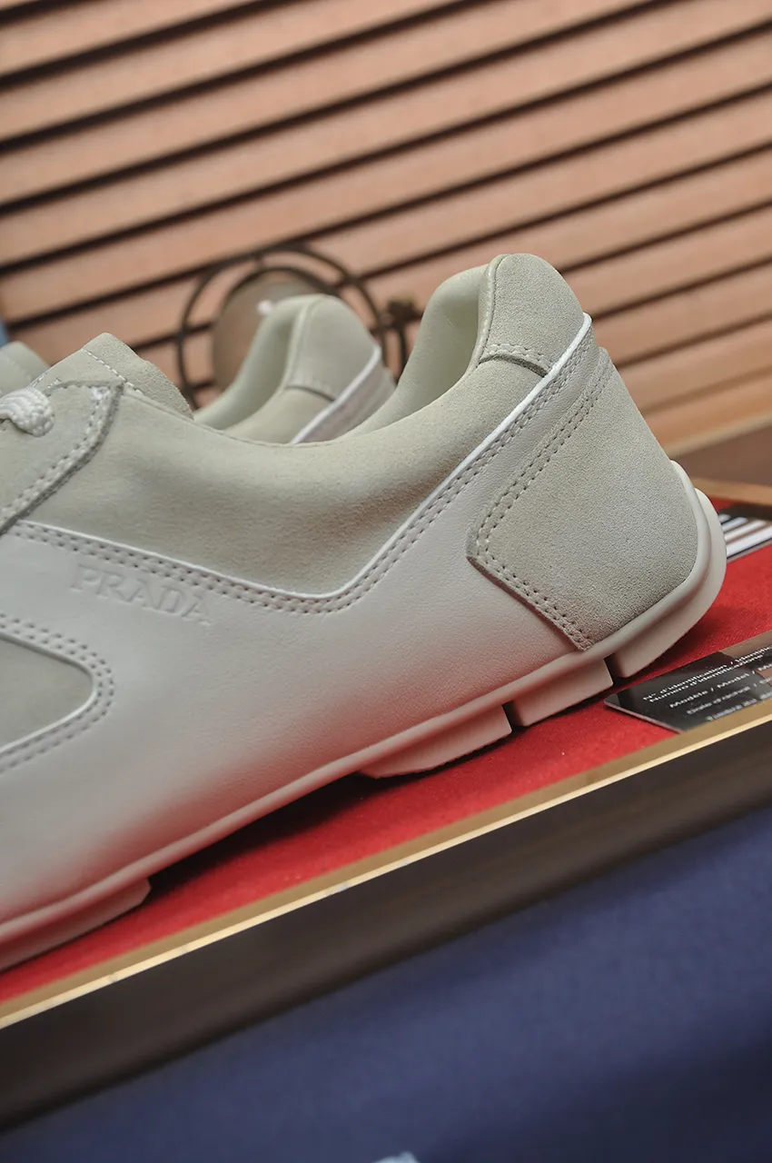 Men's shoes 💰560💶【PRADA】Couple's casual shoes, originally developed 1:1, made of high-mercerized cowhide with imported cowhide, silk sheepskin lining, rubber outsole, comfortable and soft on the feet, size for women: 35 to 41. Male 38 to 48💰🔥🔥🔥🔥🔥
